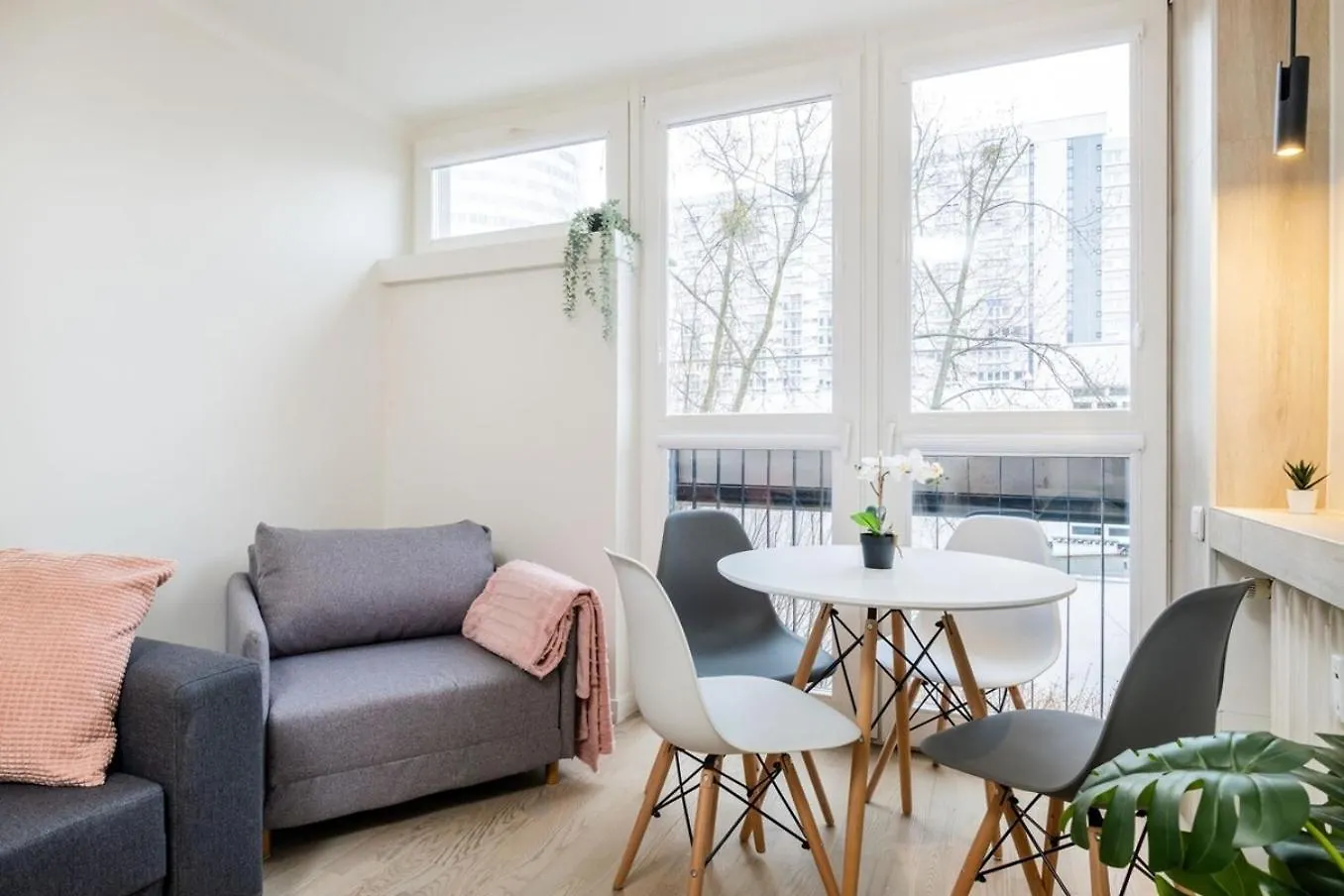 ורשה Toffee Apartment City Center