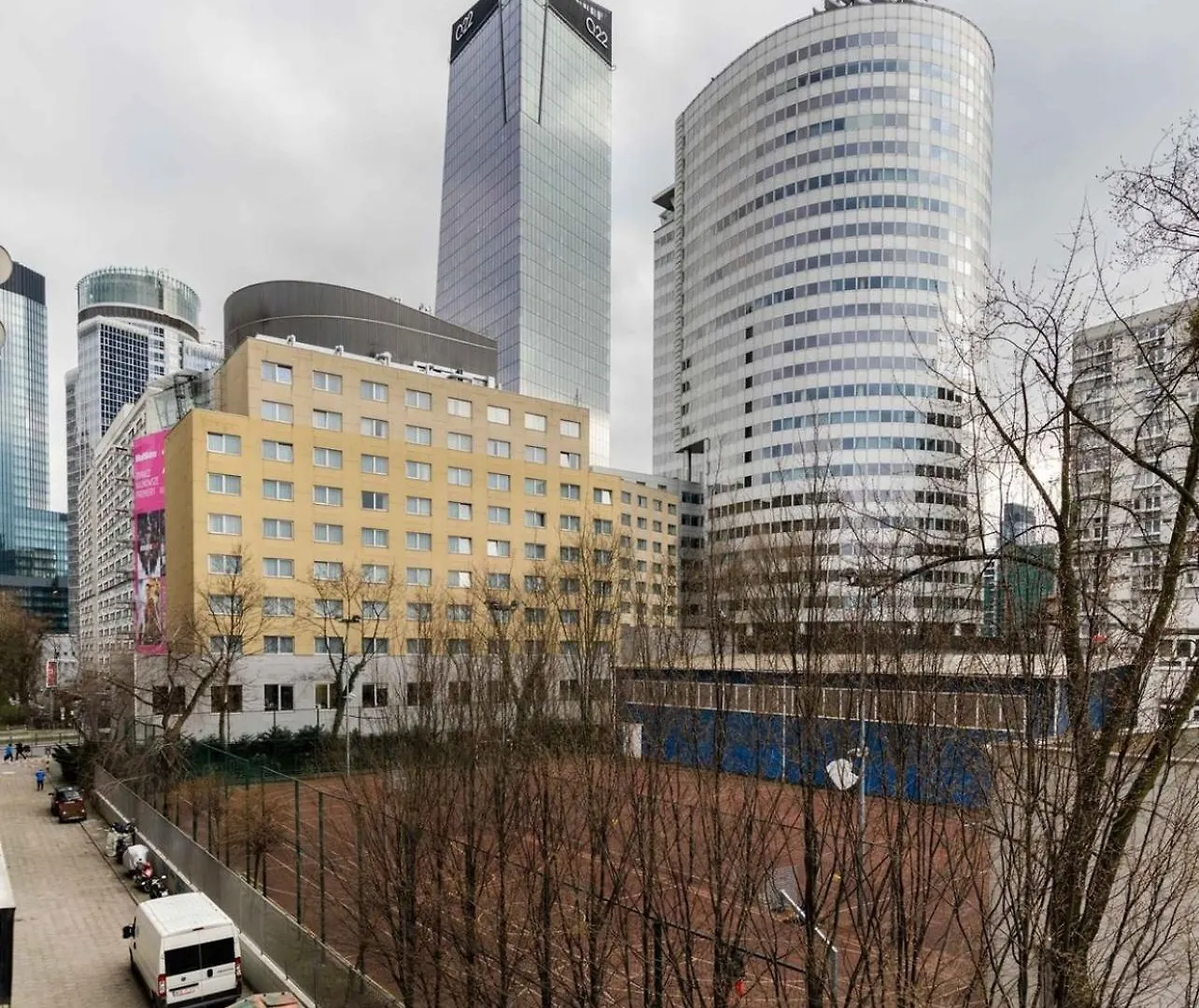 ורשה Toffee Apartment City Center