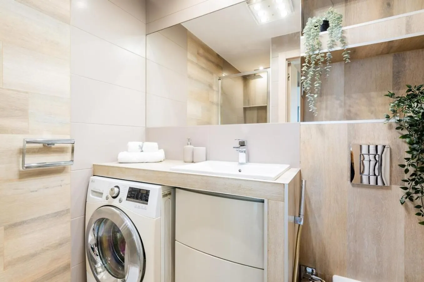 ורשה Toffee Apartment City Center